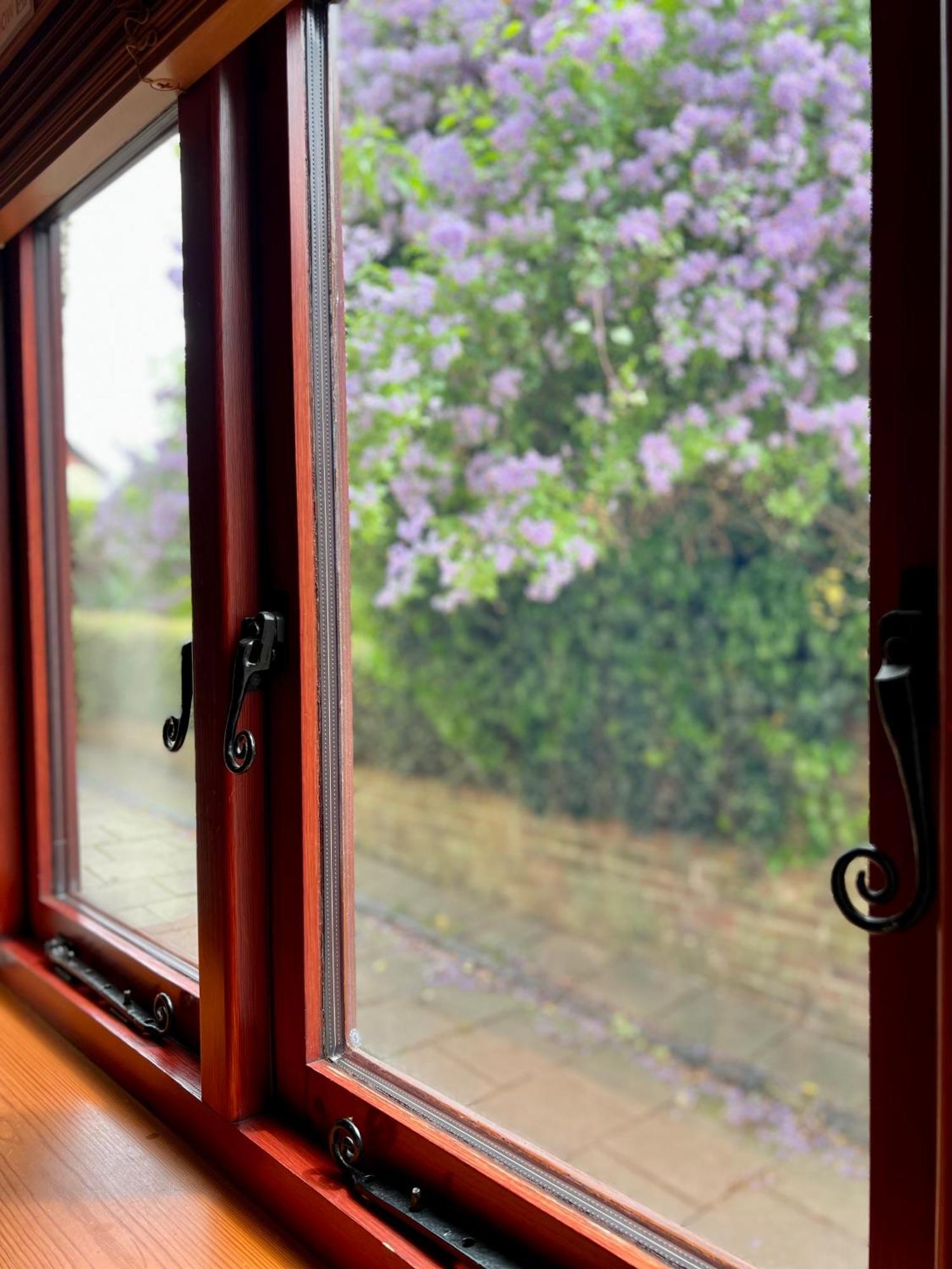 Frog Cottage, Ludlow - A Charming Townhouse For 4 エクステリア 写真