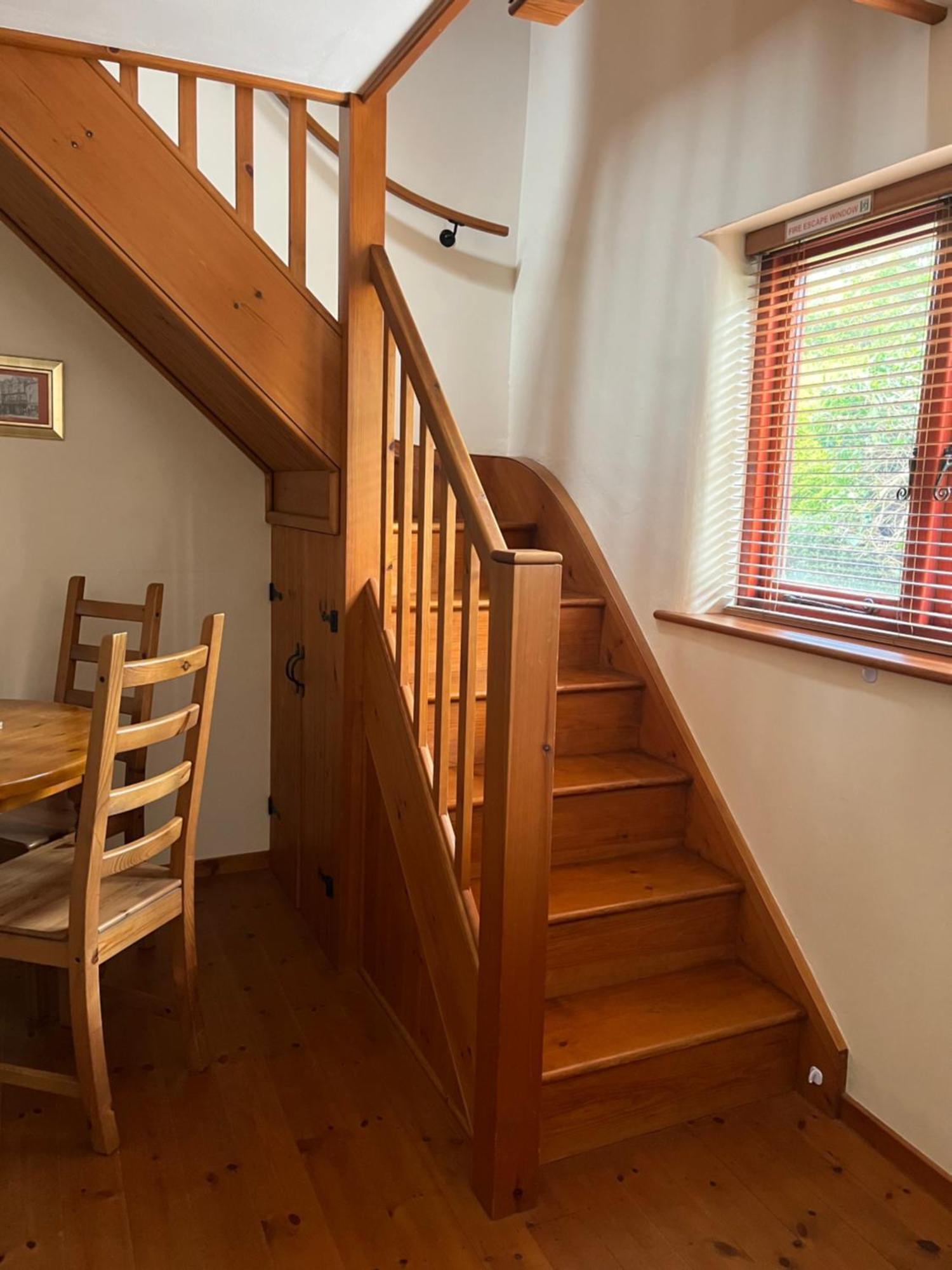 Frog Cottage, Ludlow - A Charming Townhouse For 4 エクステリア 写真